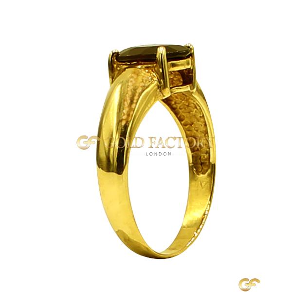 Oval-Cut Garnet Ring