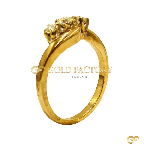 18ct Trilogy Diamond Band