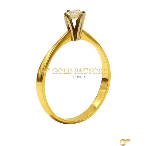 18ct Solitaire Diamond Ring